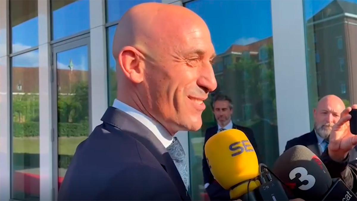 Rubiales no asegura la continuidad de Luis de la Fuente tras la Nations League