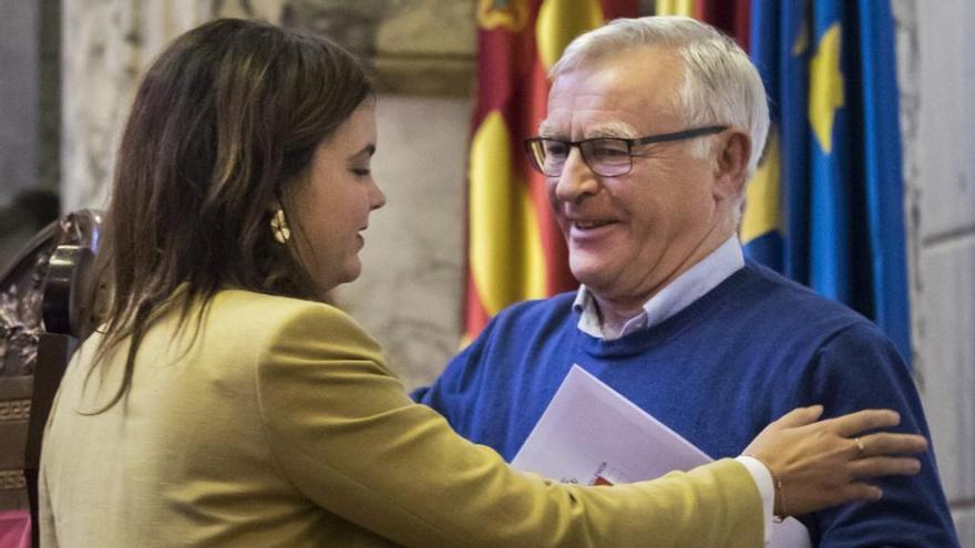 La socialista Sandra Gómez y el alcalde, Joan Ribó, durante un encuentro reciente.