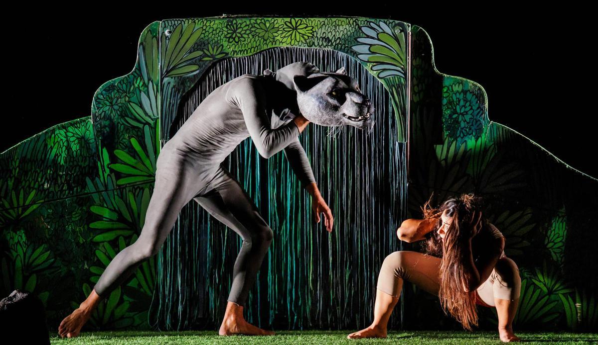 Representación de 'Son salvaxe!' por La Maquiné