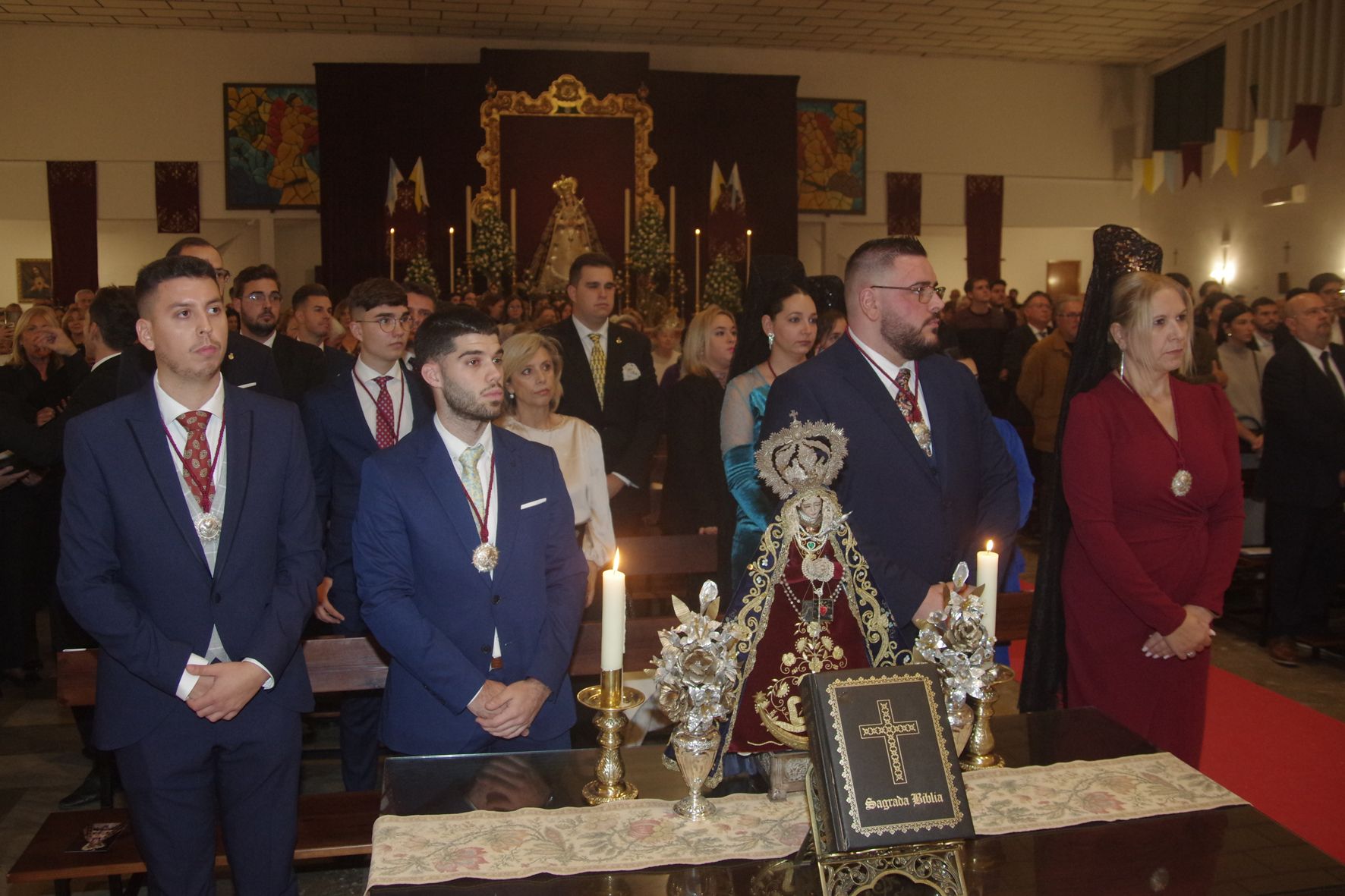 Bendición de la Virgen del Valle en la parroquia de la Natividad (La Paz)