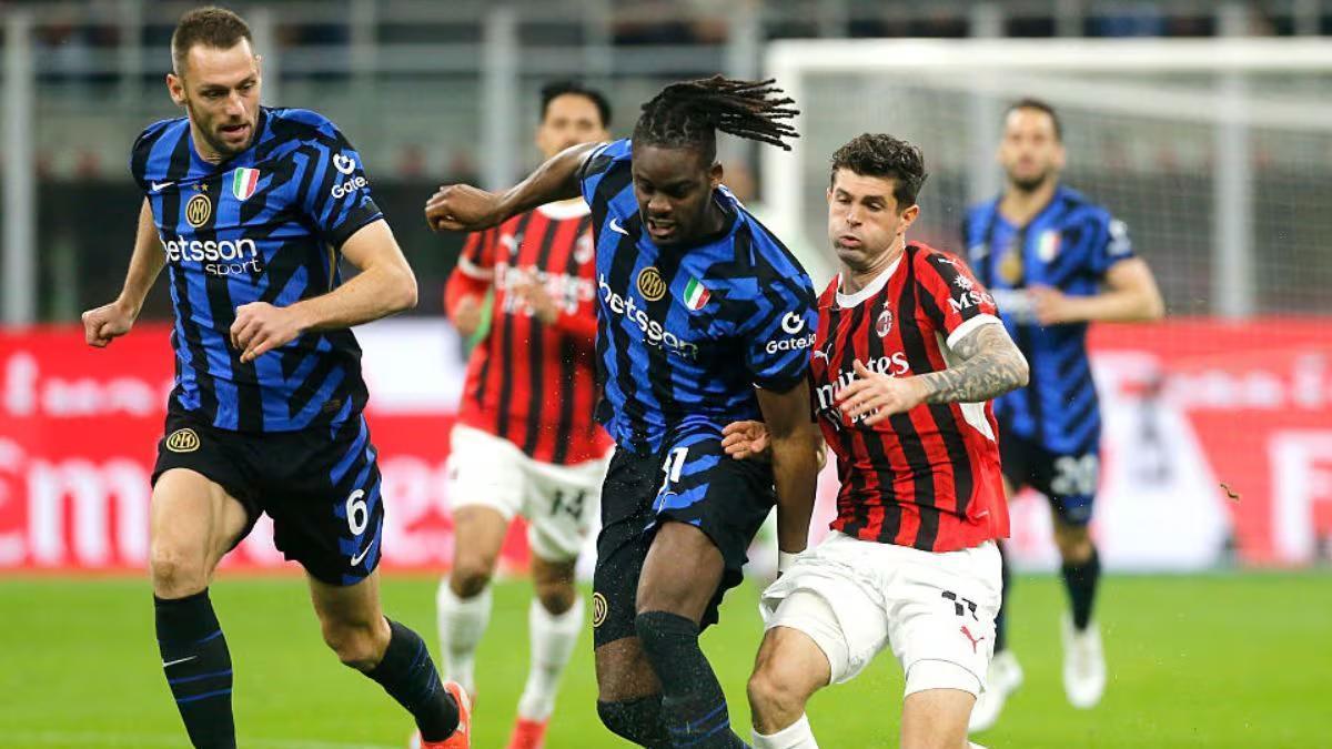 El derbi de Milán culminó en empate durante el partido de ida