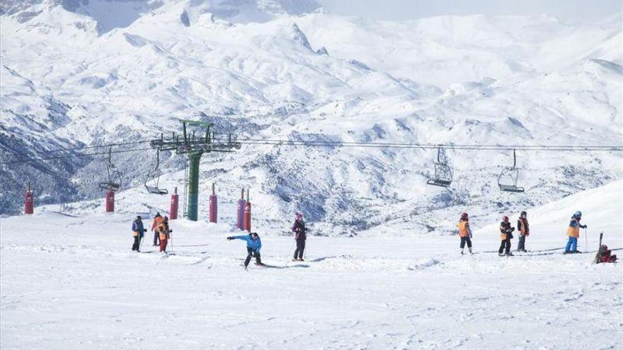 Las pistas de esquí de Aramón están abiertas casi al 100%