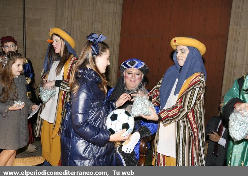 GALERIA DE IMÁGENES - Miles de niños disfrutan de la gran fiesta del Cartero Real