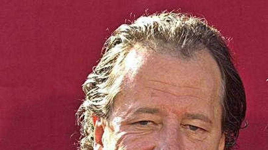 Geoffrey Rush.