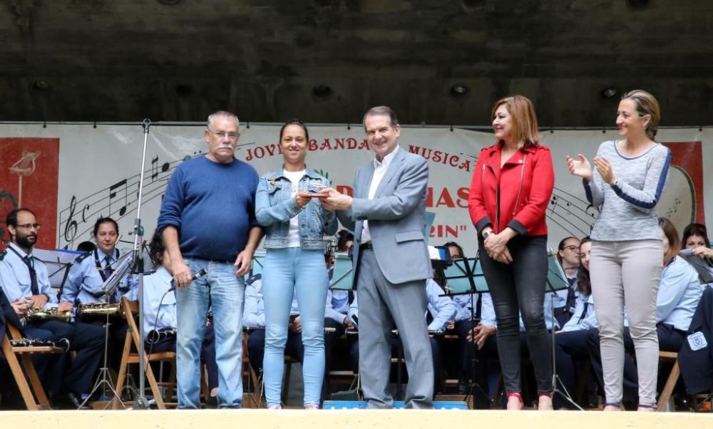 Bicos de Papel recibe la Sardiña de Ouro por su labor con niños oncológicos