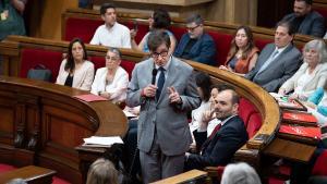El president de la Generalitat, Salvador Illa, durante el pleno de esta semana en el Parlament