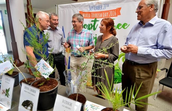 APADRINA UN ARBOL DIA MUNDIAL TURISMO