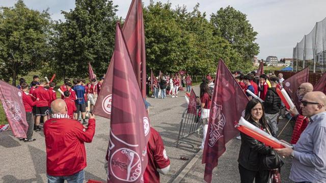 Aficionados del Club Deportivo Estradense.  | JESÚS FIGUEROA