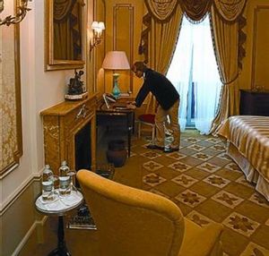 LUXE CLÀSSIC 3 Habitació del Palace, a la Gran Via, 668, després de la seva recent reforma integral.