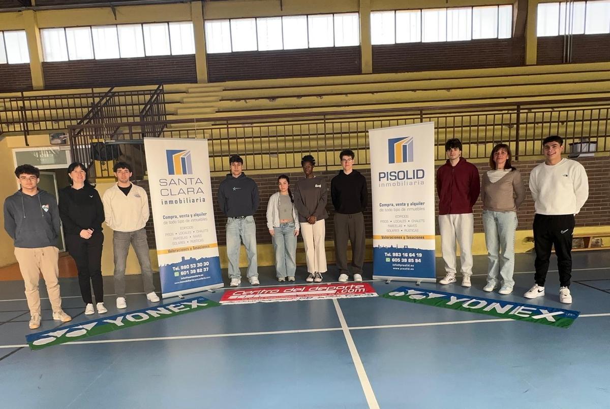 Foto del curso de formación de árbitro de bádminton en Zamora.