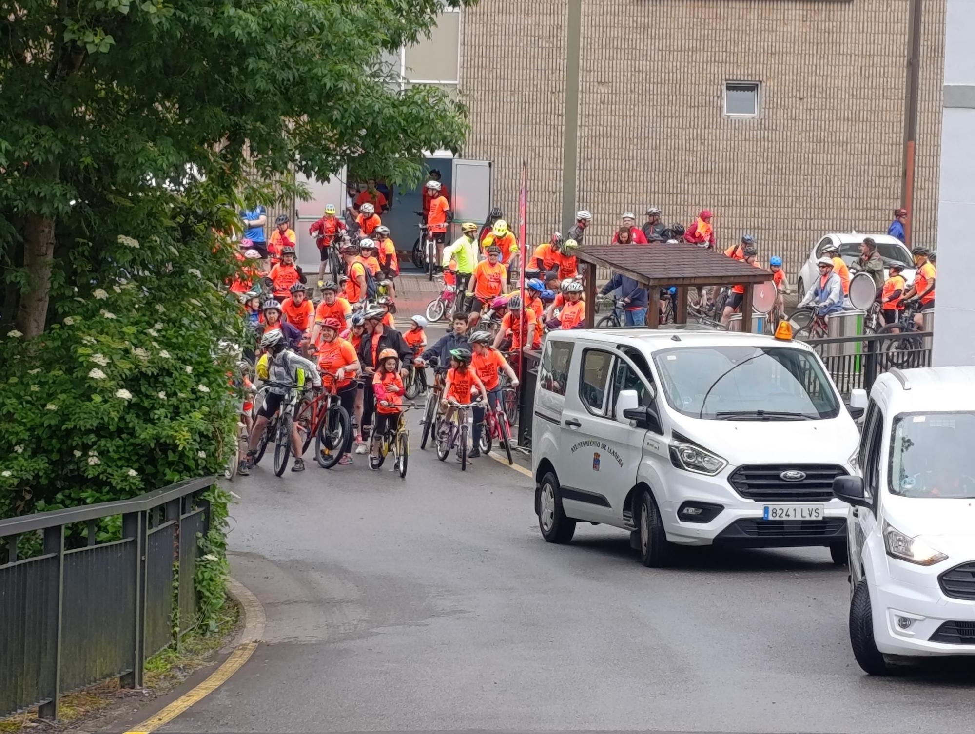 La Fiesta de la Bicicleta triunfa en Llanera