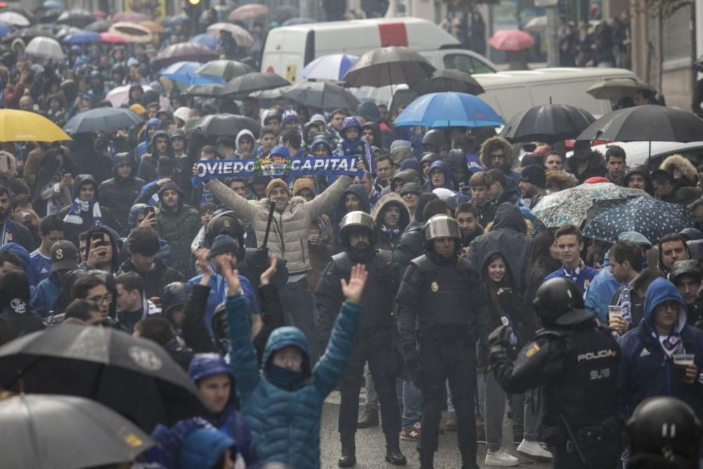 Llegada del Real Oviedo al Tartiere