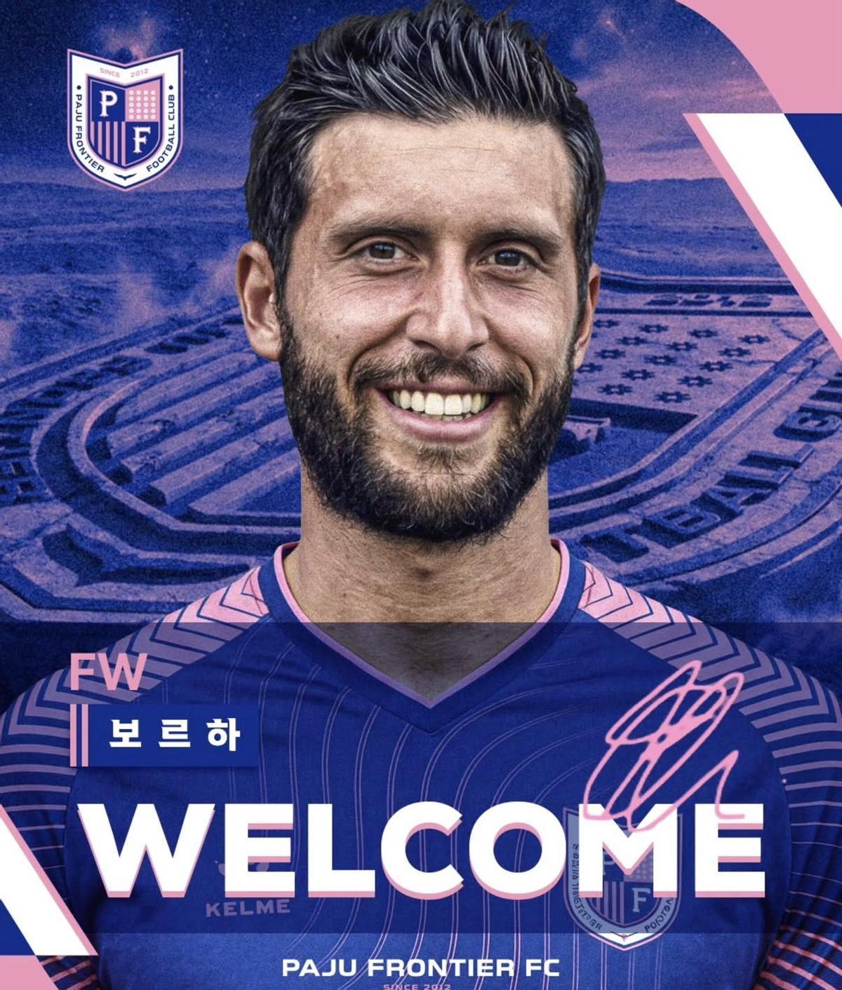 Borja Bastón, en el anuncio de su fichaje por el Paju Frontier FC.
