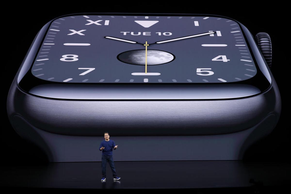 Stan Ng presents the new Apple Watch at an Apple ...