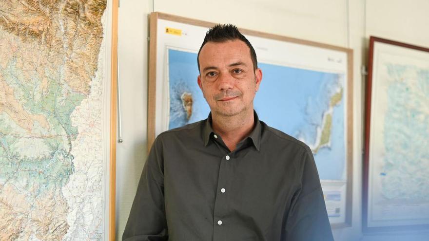 El nuevo delegado de la Agencia Estatal de Meteorología (Aemet) en Aragón, Arcadio Blasco. | RUBÉN RUIZ