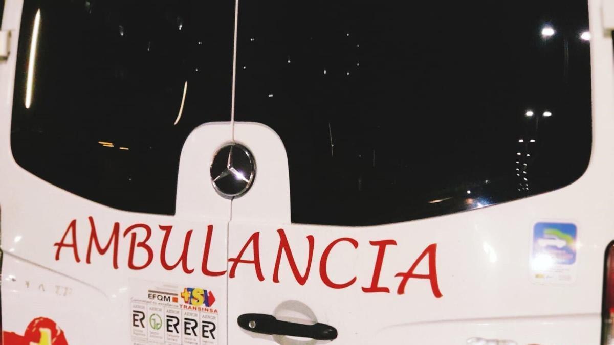 Una ambulancia durante el servicio