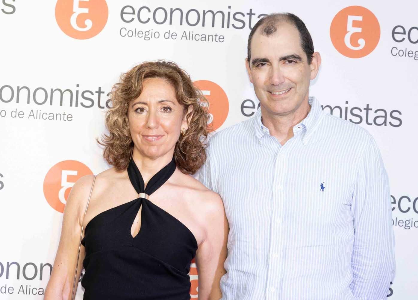 Los Economistas de Alicante celebran su cena anual en honor a su patrón