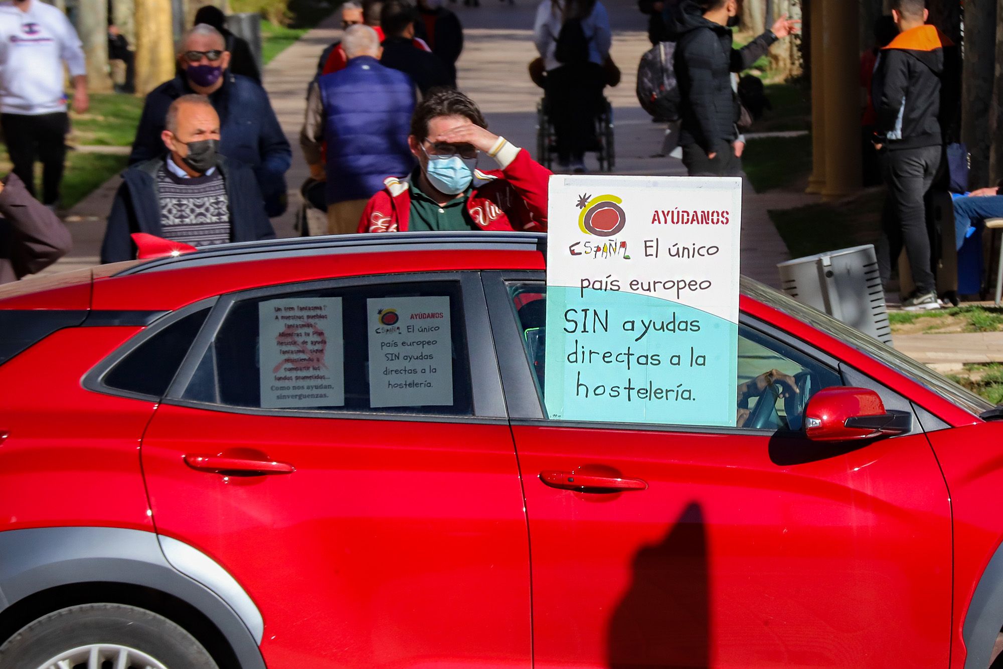 Tensión y mucha policía en Orihuela por la llegada de Pedro Sánchez para inaugurar el AVE