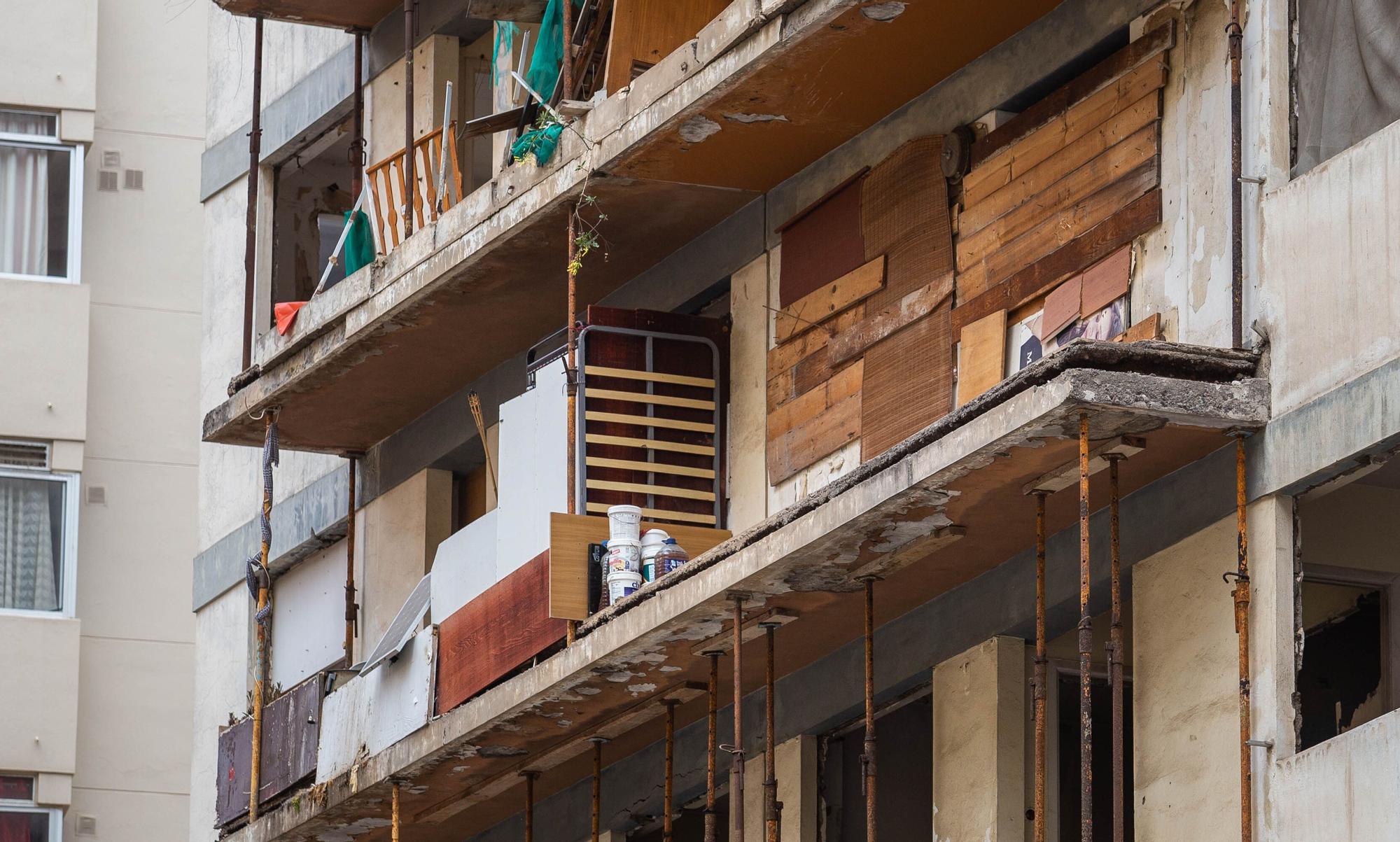 Detalle de una de las fachadas de edificio Iders