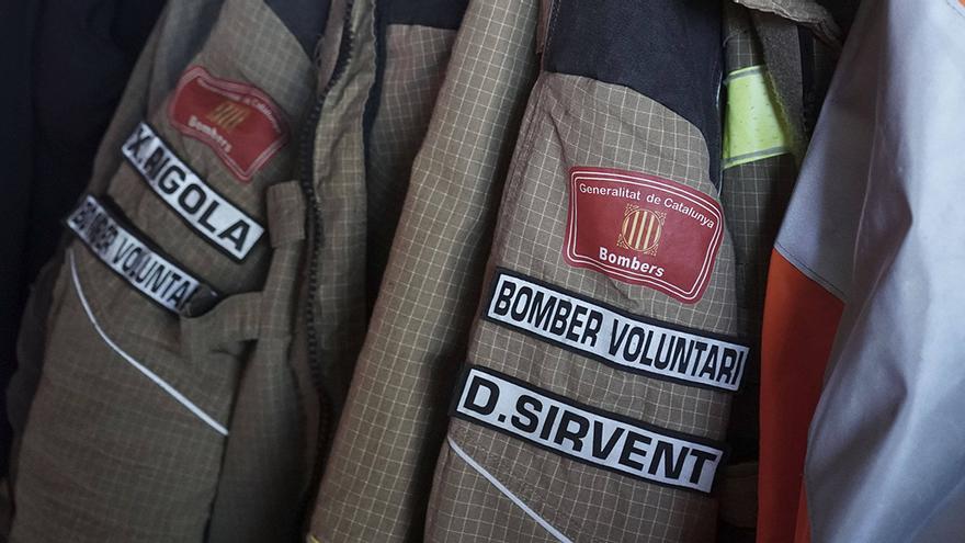 La identificació com a voluntaris, a la jaqueta