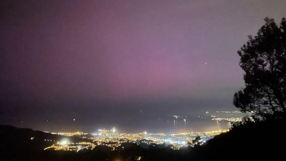 Aurora sobre Vigo en la noche del 10 al 11de mayo pasado