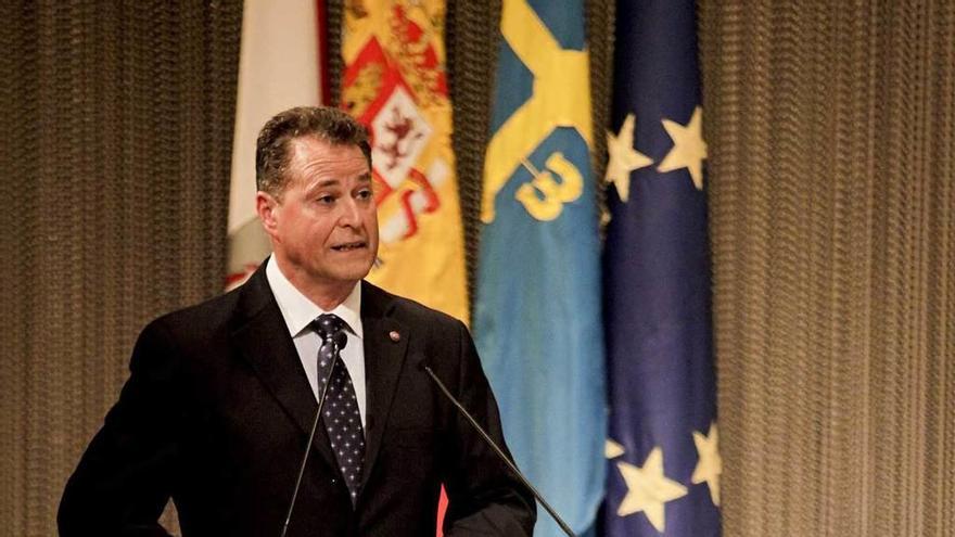 Félix Baragaño, durante su discurso institucional.