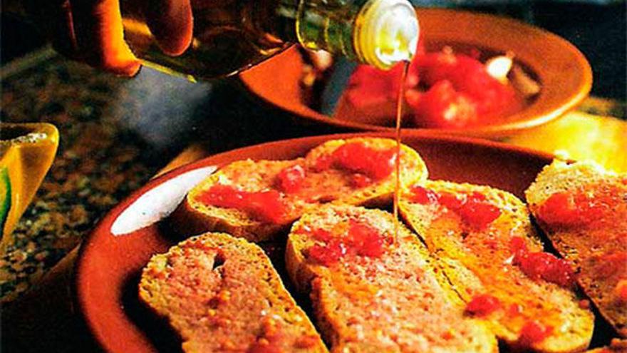 Pan moreno y tomates de &#039;ramellet&#039;, productos baleares más consumidos por familias con hijos