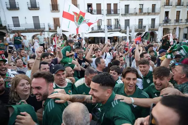 FOTOGALERÍA | Una celebración de Primera (Federación) en Cáceres