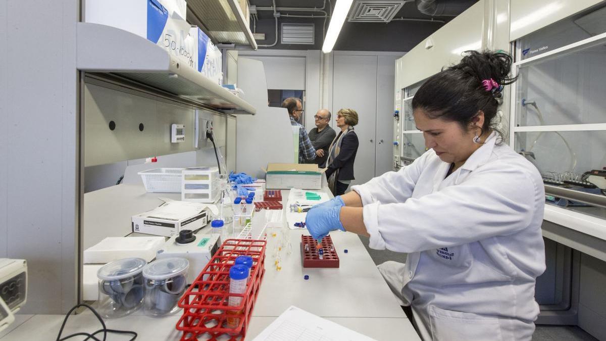 La UJI y el CEU de Castellón ofrecen equipos y laboratorios para hacer test del coronavirus