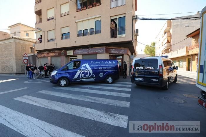 Muere de una cuchillada en el cuello un hombre en un bar de Puente Tocinos