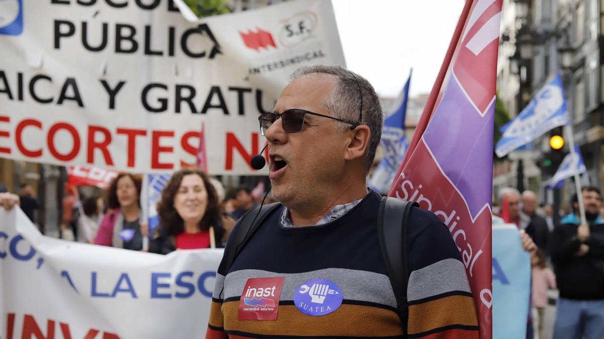 Los docentes asturianos ya tienen fecha para ir a la huelga: &quot;Se mueven cuando tomamos medidas&quot;