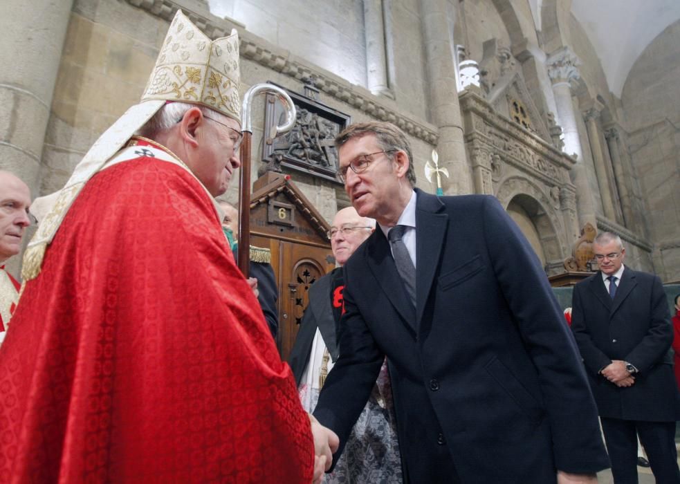 Feijóo pide al Apóstol por una España "igualitaria, justa y unida"