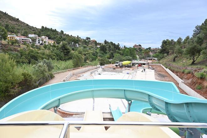 Galería de fotos de las obras en el parque acuático de la Vall d'Uixó