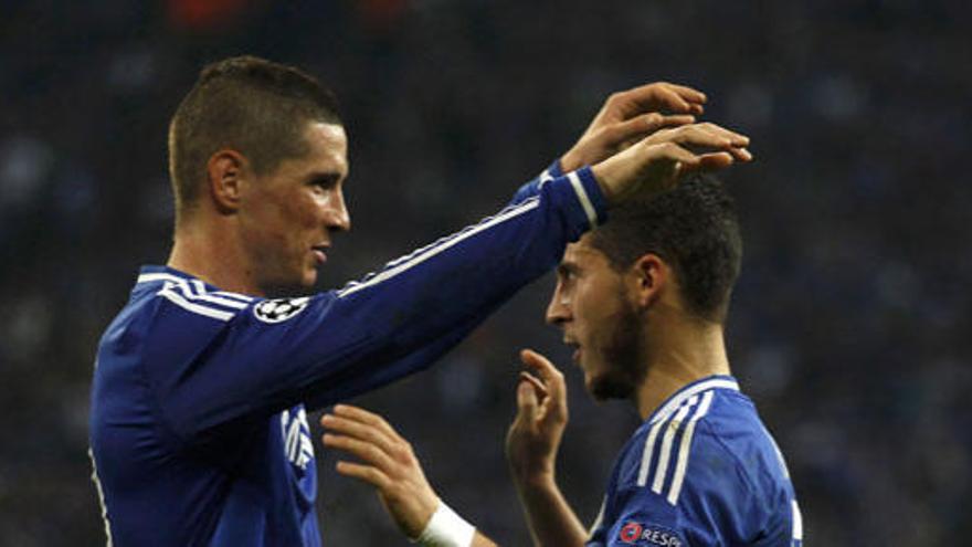 Fernando Torres celebra su gol