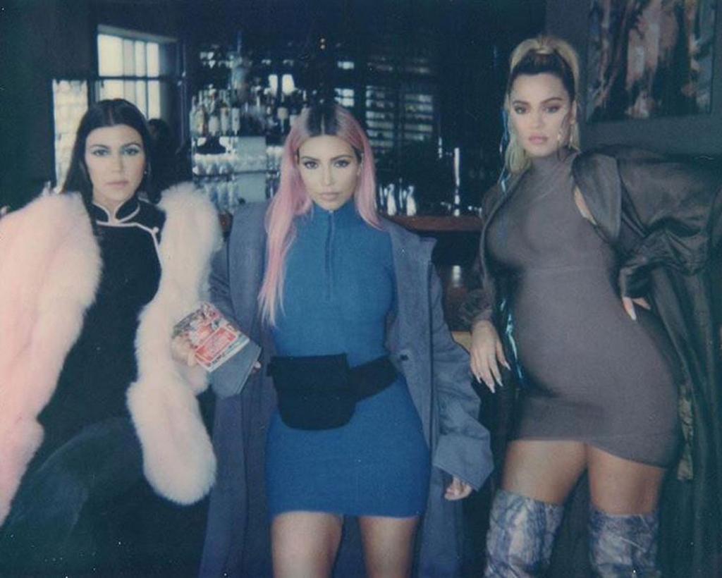 Kim, Kourtney y Khloe Kardashian en Japón