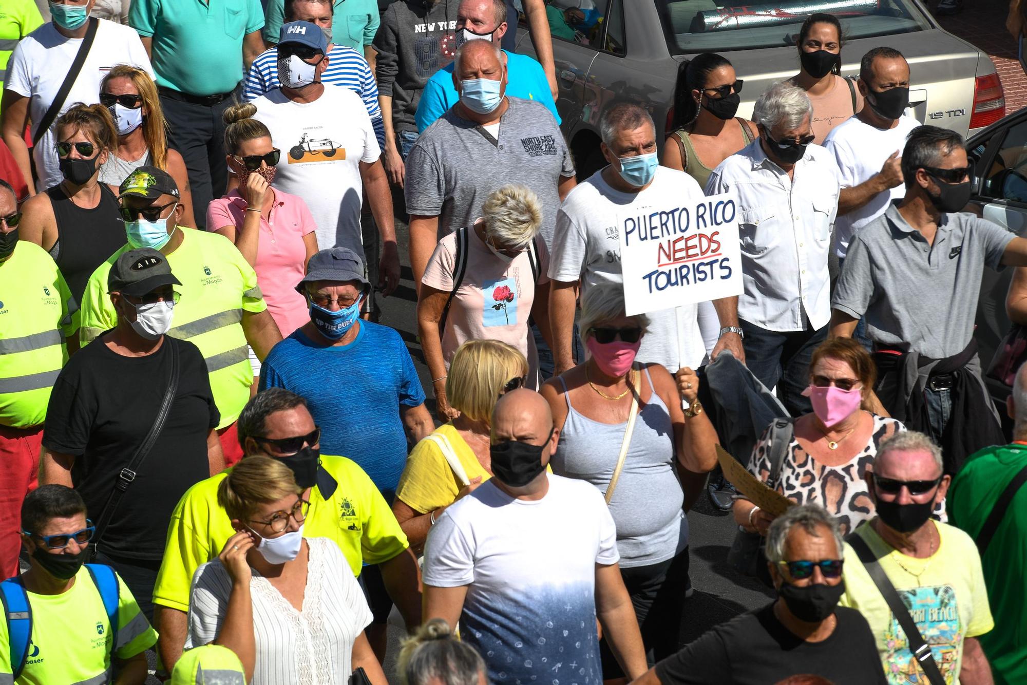 Marcha pro-turismo en Mogán