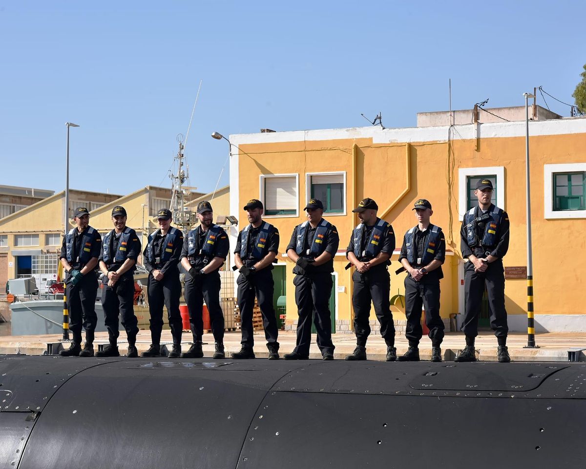 El S-81 cuenta con una dotación total de 55 militares