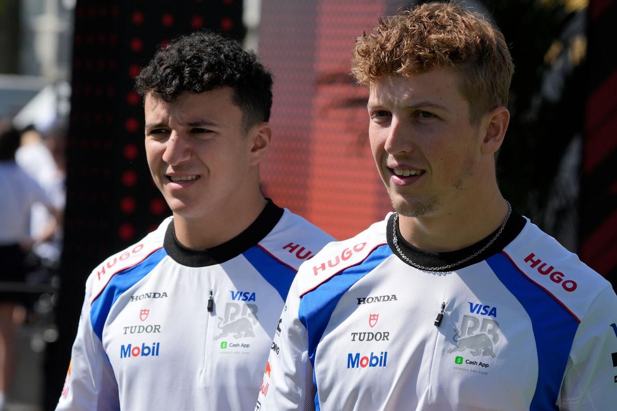 Racing Bulls drivers Liam Lawson, of New Zealand, right, and Isack Hadjar, of France, arrive to the Hermanos Rodriguez race track ahead the Formula One Mexico Grand Prix auto race in Mexico City, Friday, Oct. 24, 2025. (AP Photo/Fernando Llano)3