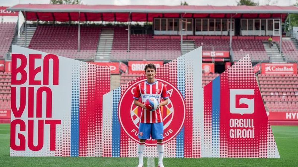 Unai Hernández és presentat a Montilivi.