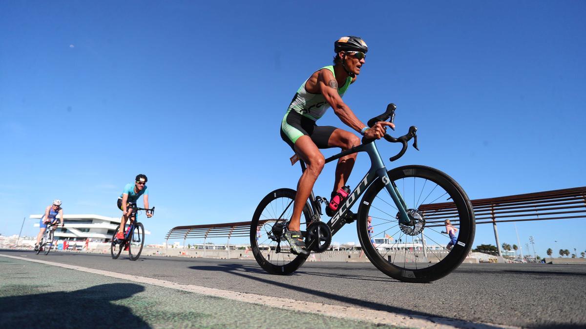 Búscate en las imágenes del Triatlón Olímpico del campeonato de Europa