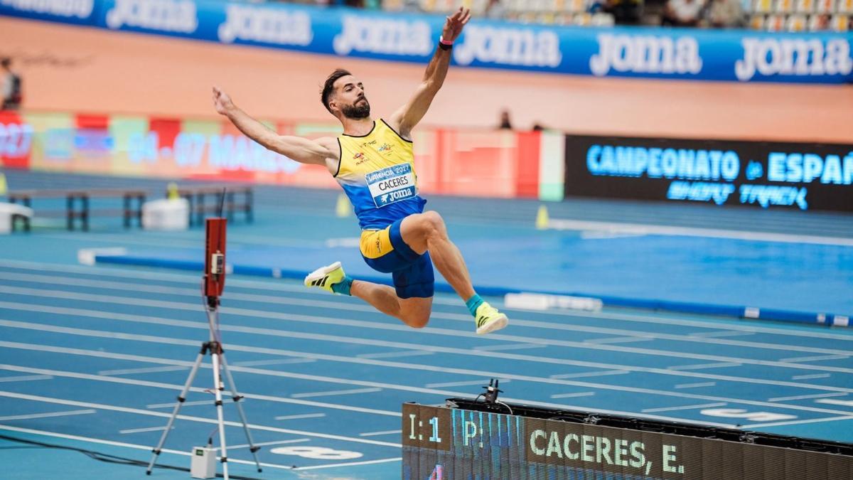Eusebio Cáceres voló hacia el Mundial en Valencia