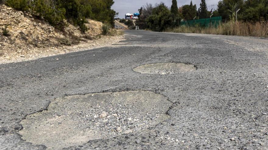 La Diputación de Alicante invertirá este año 4,2 millones de euros en los planes de mejora de las carreteras de la red viaria provincial