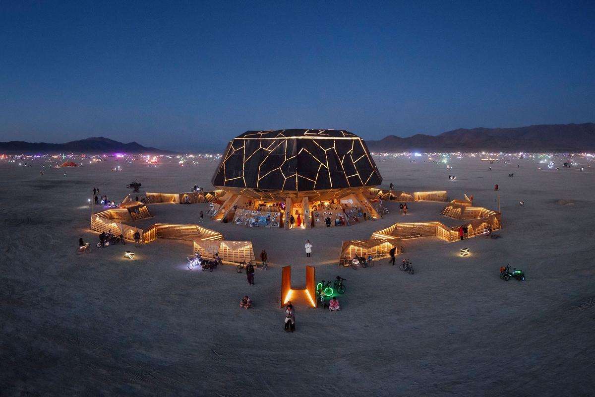 El templo de Miguel Arraiz en el Burning Man en una imagen de agosto de 2025.