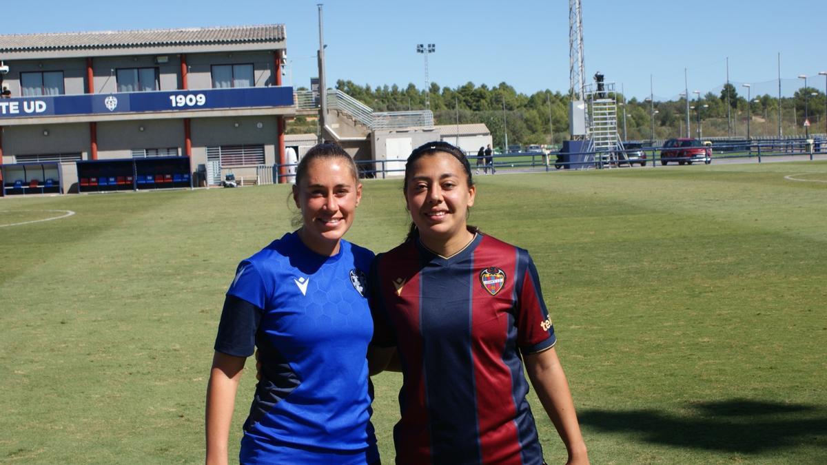 Núria Mendoza (esquerra) i Paula Fernández, a la ciutat esportiva del Llevant