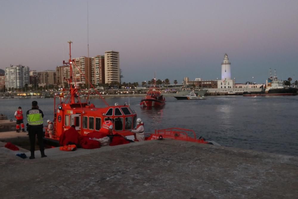 Rescatan a 59 inmigrantes frente a las costas de Málaga