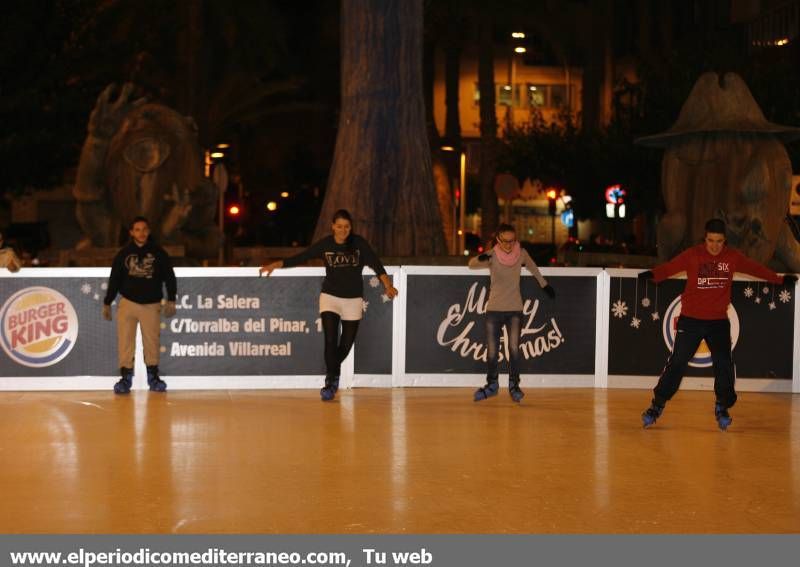 Galería de fotos --  Castellón sobre hielo en Navidad