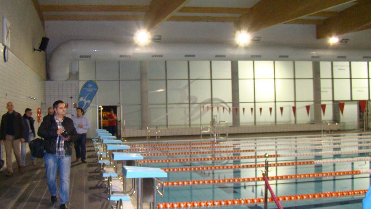Vista de la piscina cubierta de Villena, en una imagen de archivo.