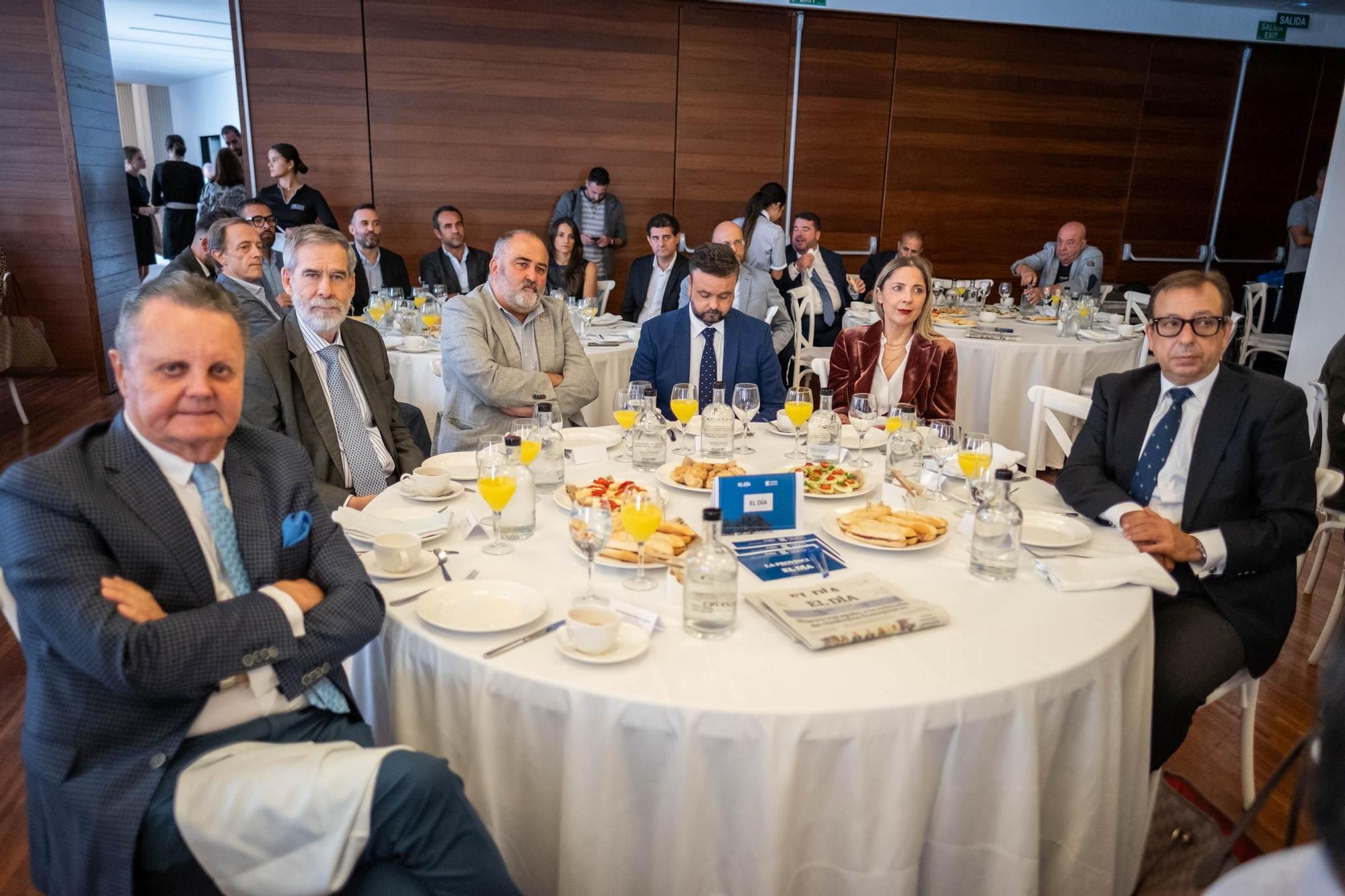 Foro con Manuel Domínguez
