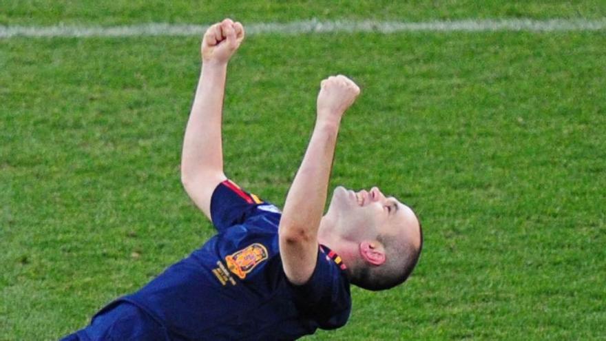 Le preguntan a Andrés Iniesta (42) sobre el Mundial y su respuesta recuerda la depresión que estaba pasando: "Me metía en la ducha y lloraba sin que me viese nadie"