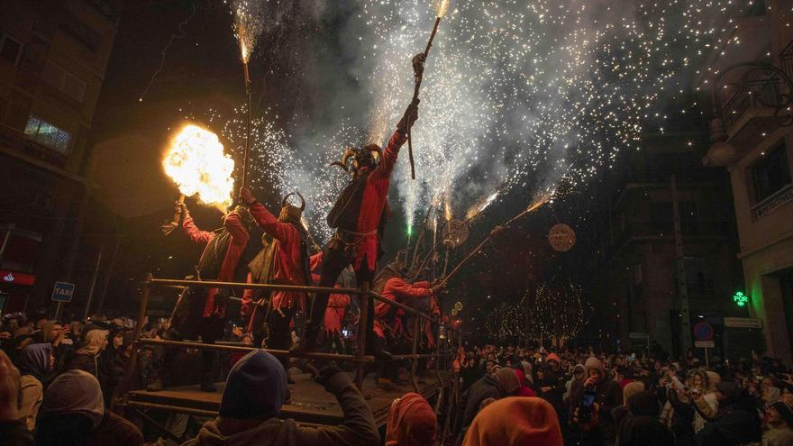 Feuer, Teufel und Trommeln auf Mallorca: Das erwartet Sie am Sonntagabend beim Correfoc in Palma